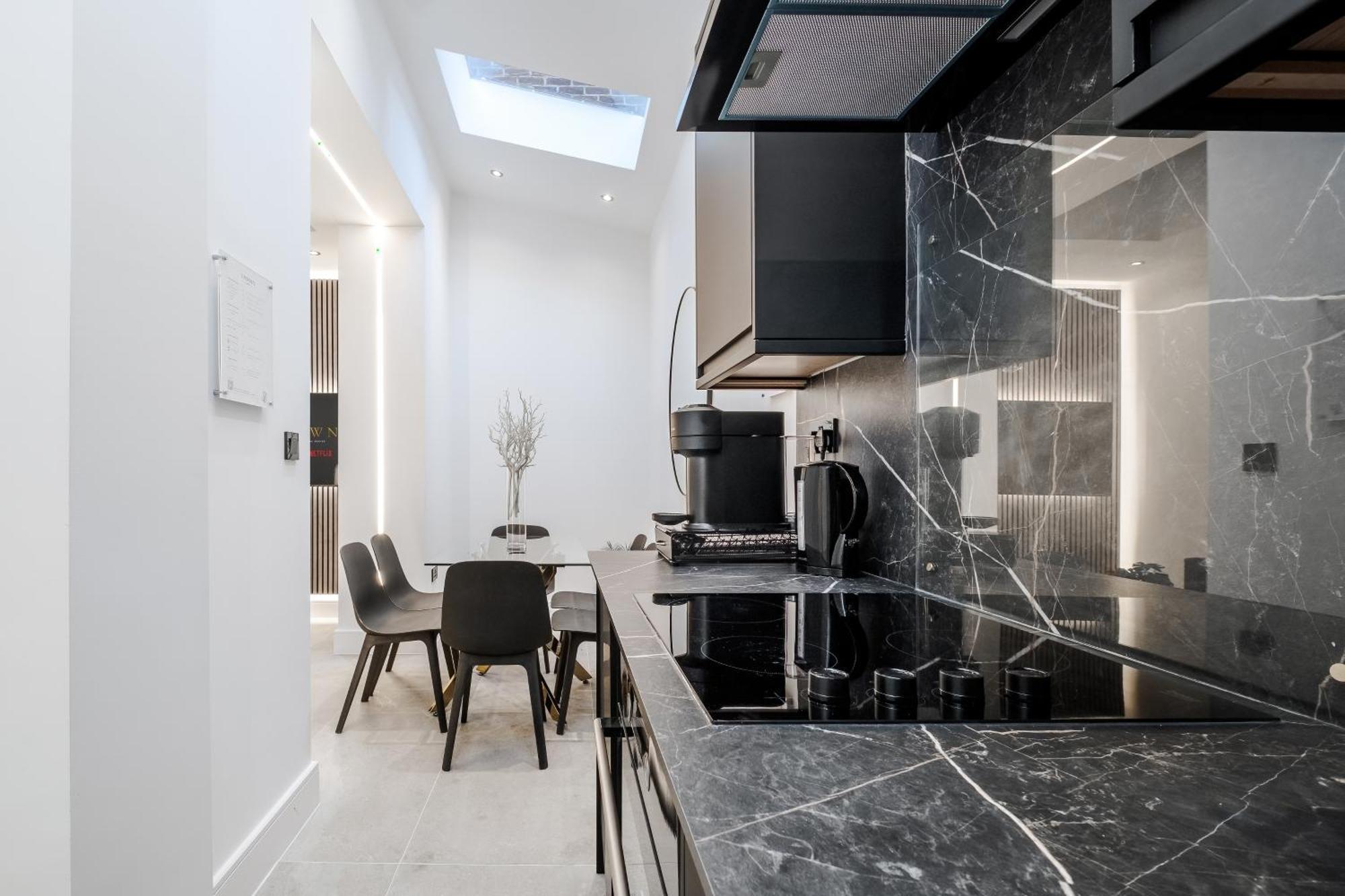 Luxury 2 Bedroom In Londra
